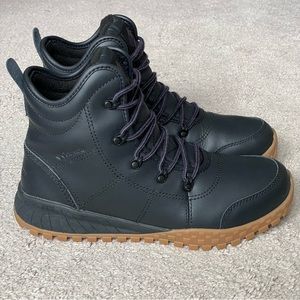 Columbia Men’s Fairbanks Rover II Boots.